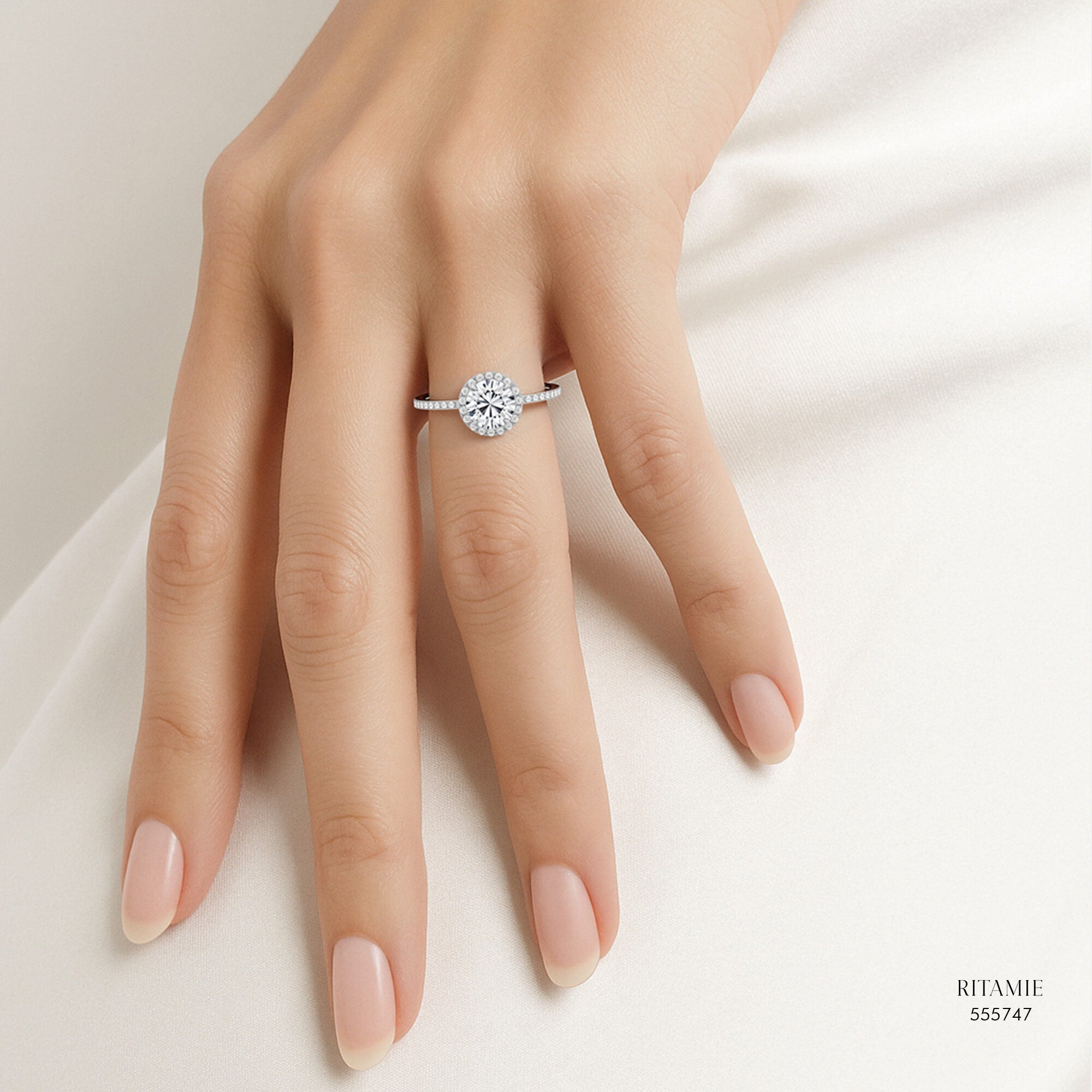 Pure Grace Lab-Grown Diamond Ring 555747